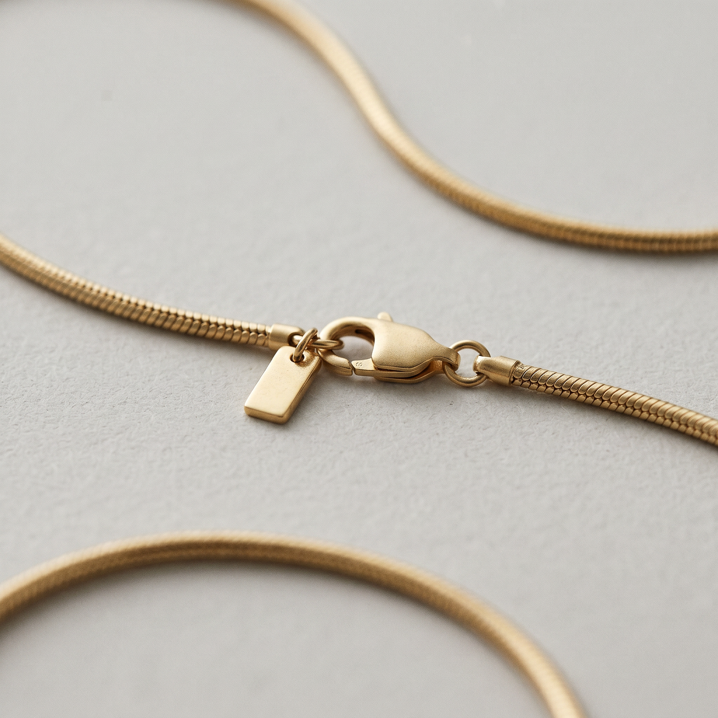 classic chain necklace gold