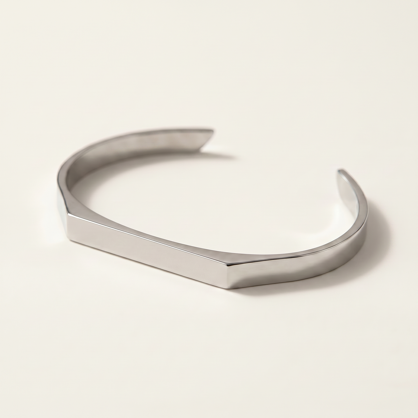 Close-up of the engravable bar on the cuff