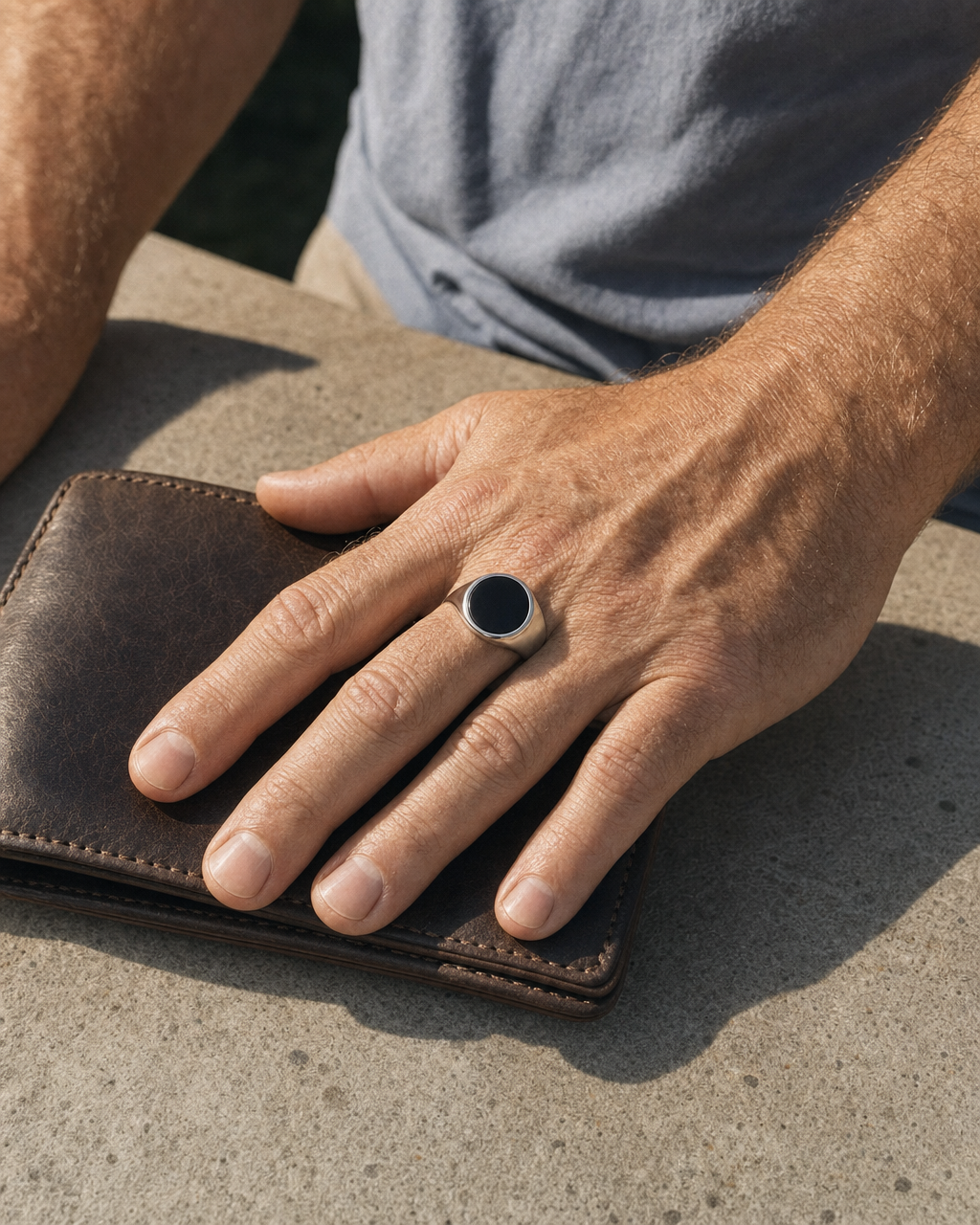 Onyx Signet Ring, Round Face, wallet counter