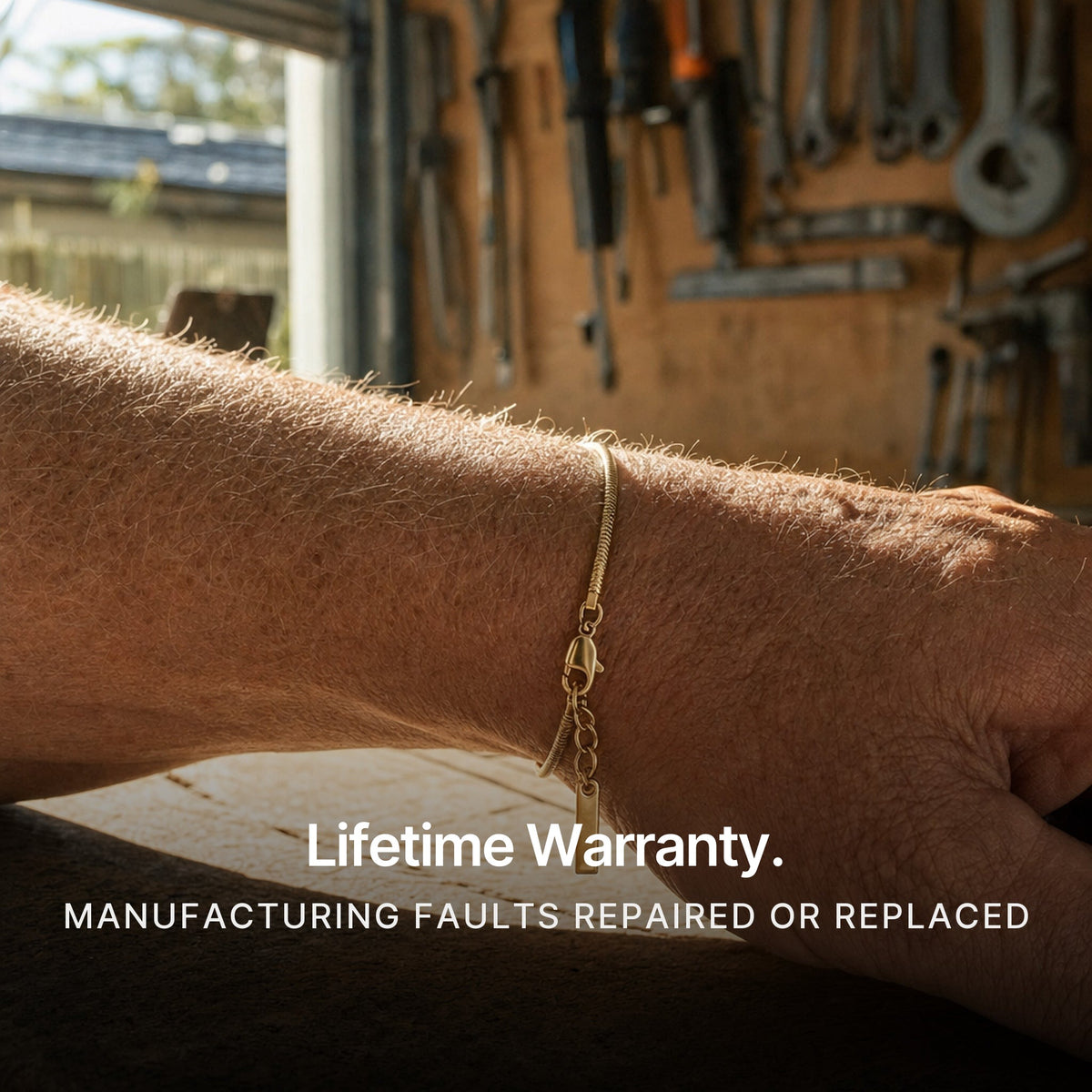 Classic Bracelet Gold (18K). Lifetime Warranty.