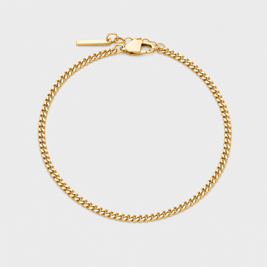 Cuban Bracelet Gold on the 887Seven grey plate