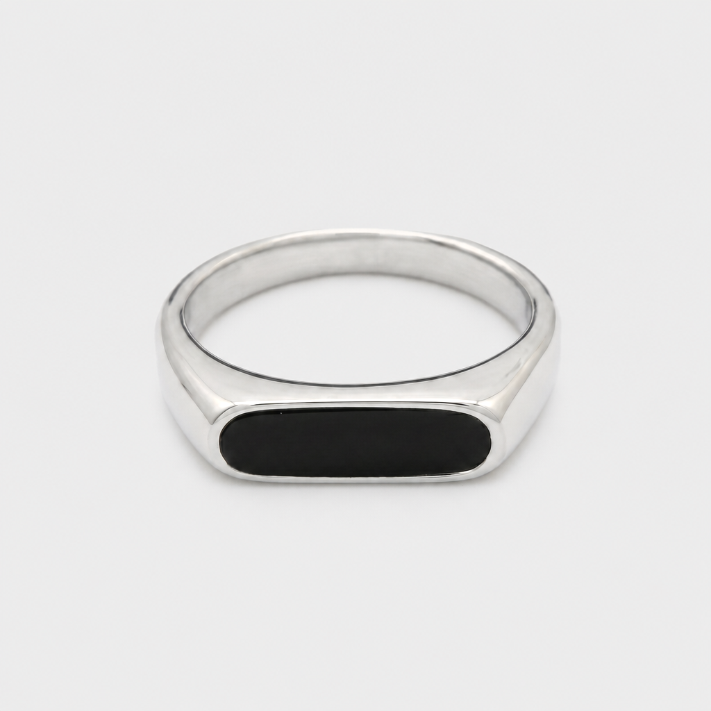 Onyx Signet Ring, Bar Face on the 887Seven grey plate