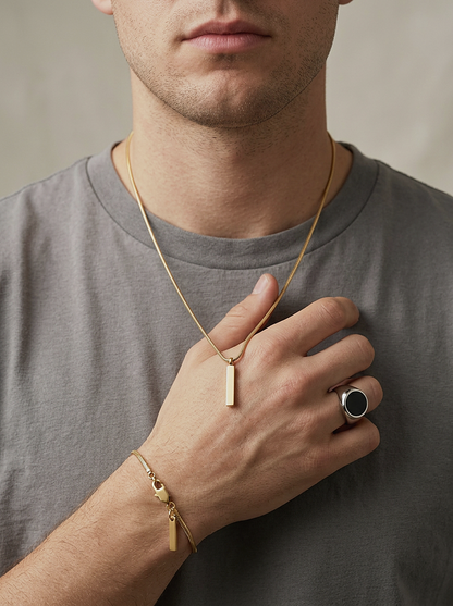 Classic Chain Bracelet Gold worn