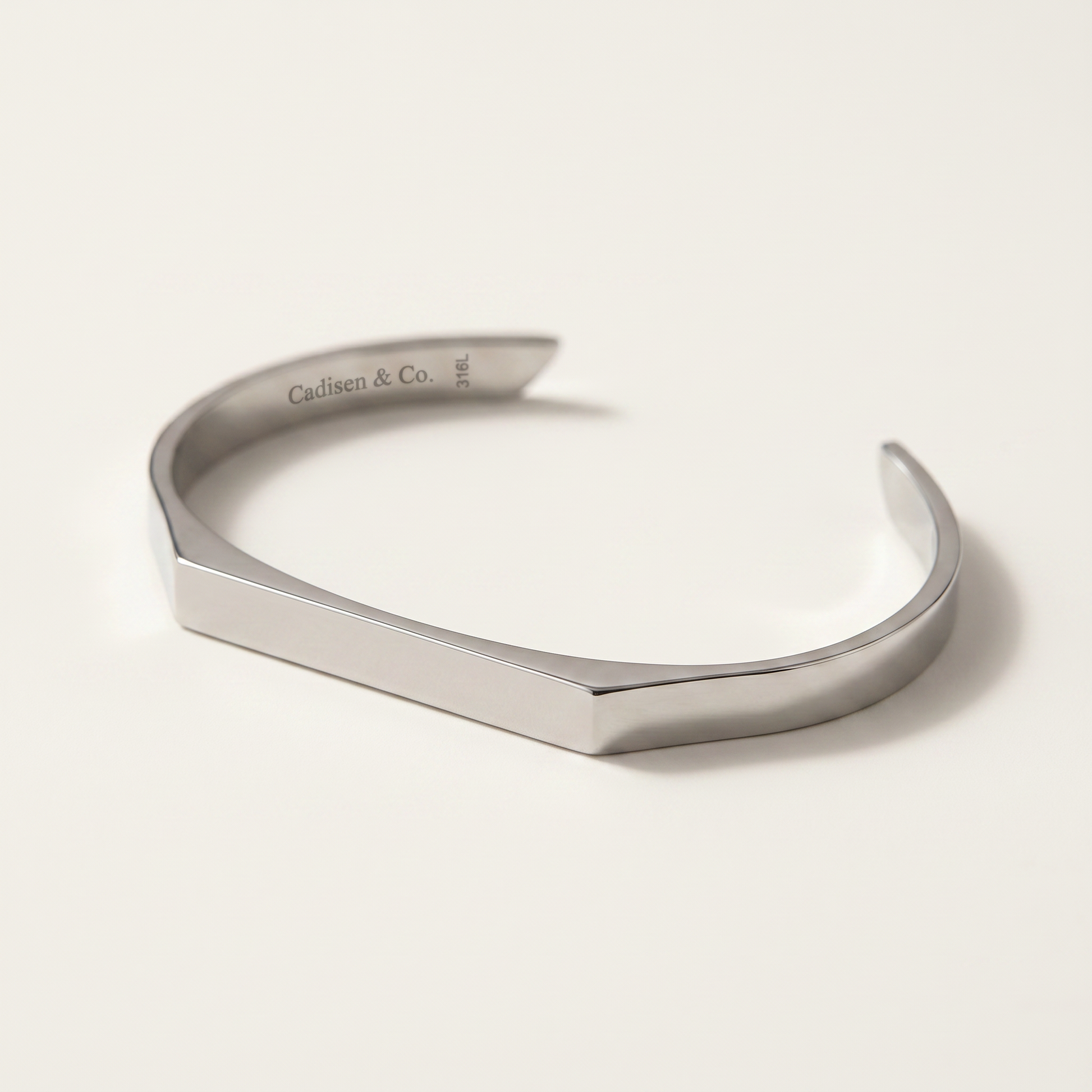 Close-up of the engravable bar on the cuff