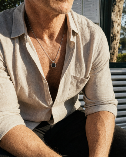 Onyx Pendant Necklace steel, bus stop