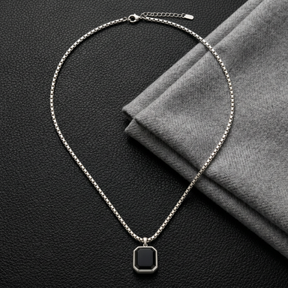 onyx pendant necklace