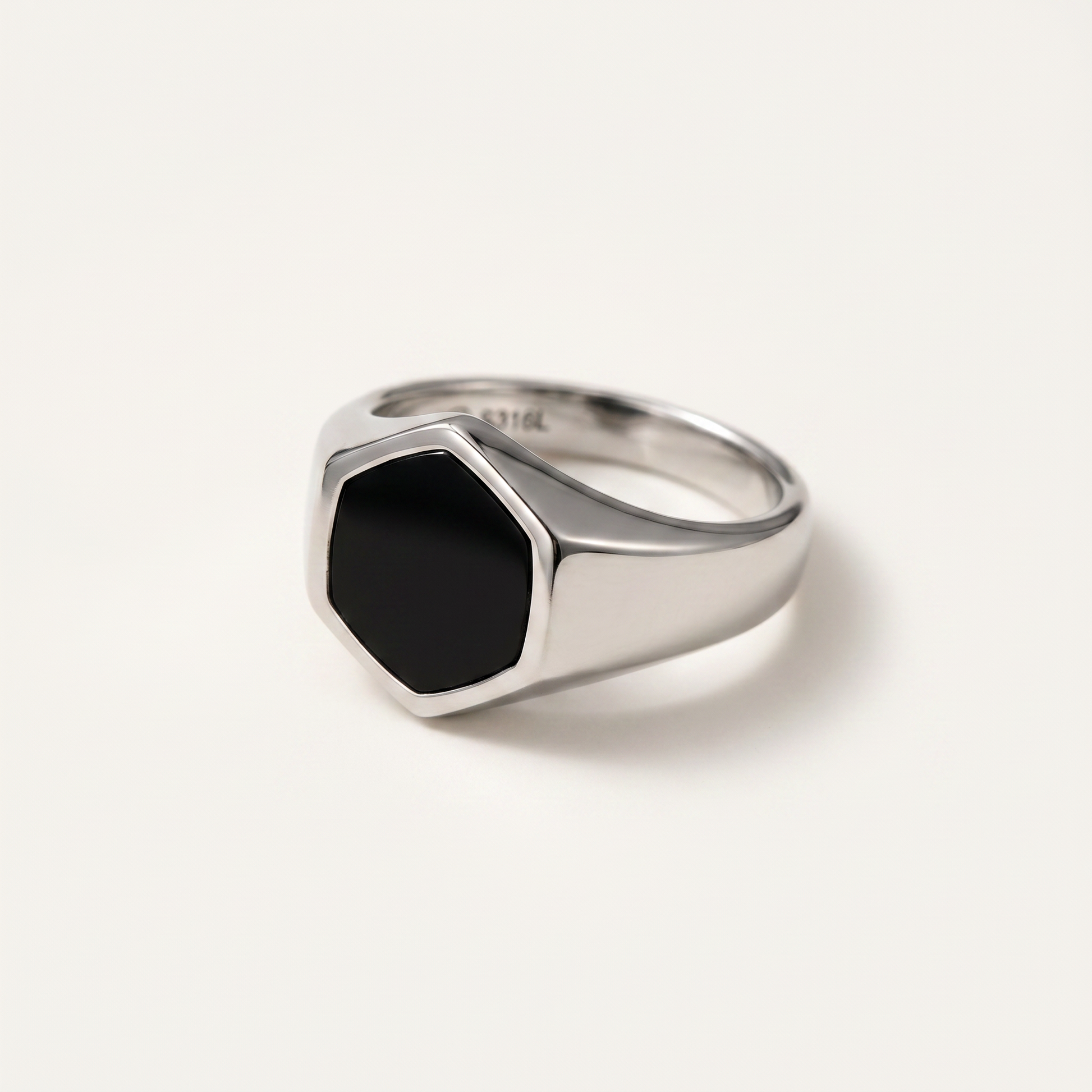Close-up of the hexagonal onyx signet