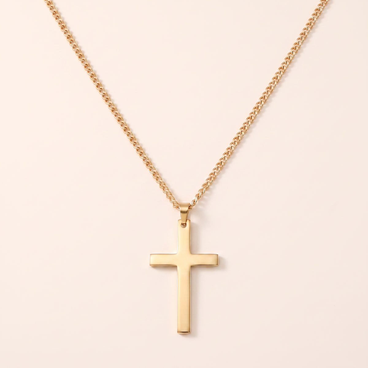 Cross Necklace Gold, studio packshot