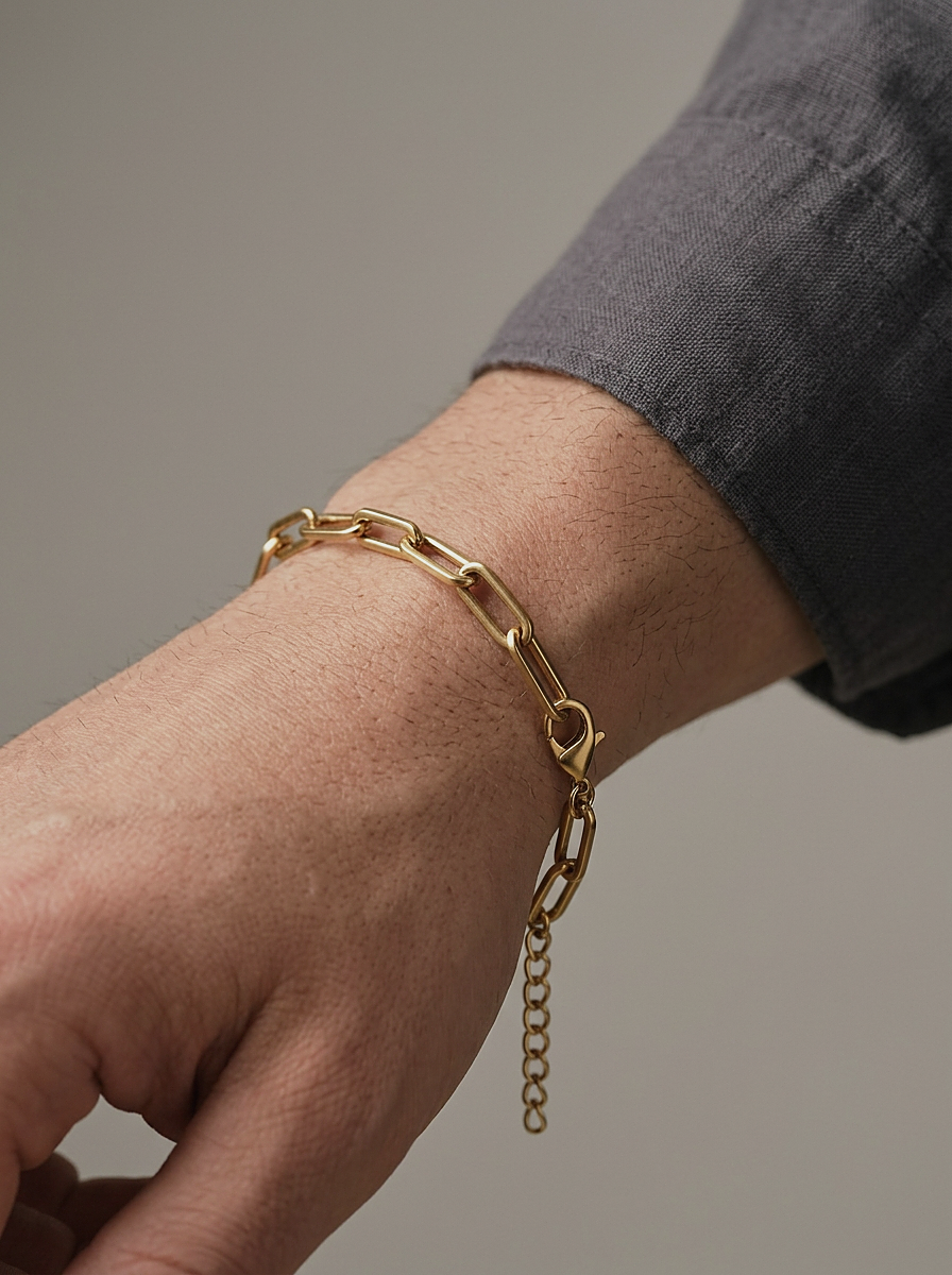 Paperclip Chain Bracelet Gold worn