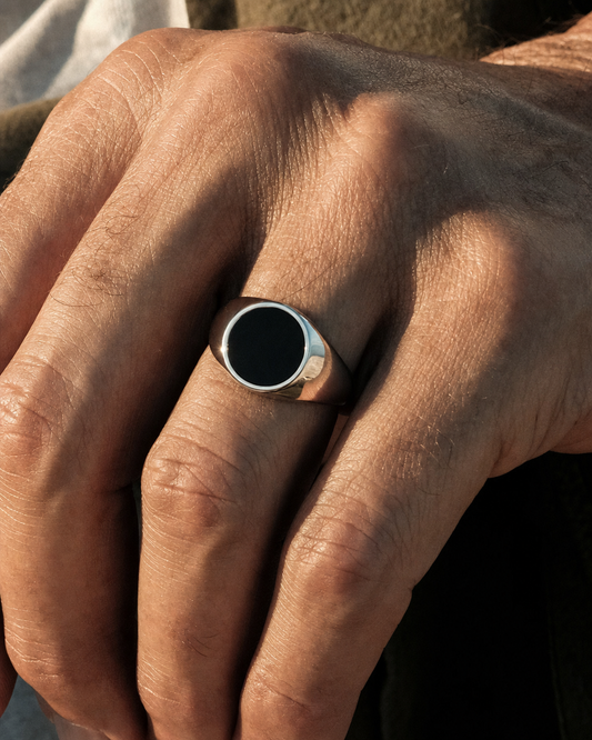 Onyx Signet Ring, Round Face, macro knuckle
