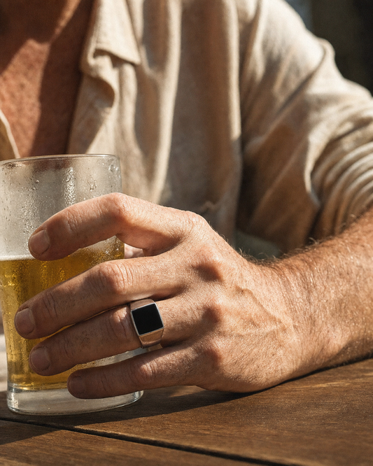 Onyx Signet Ring, Square Face, pub glass